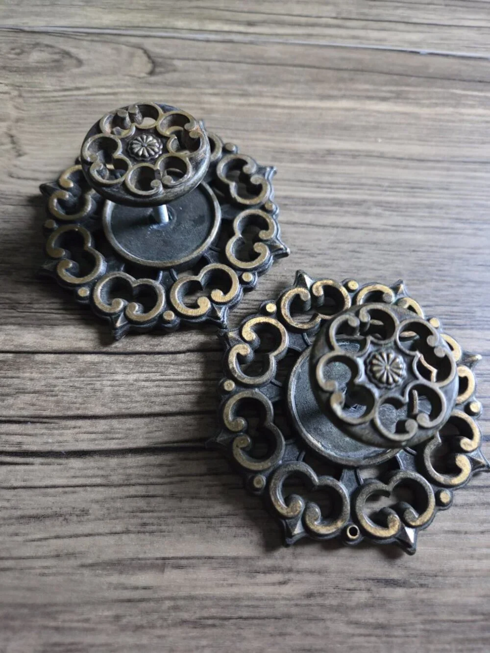 VTG Pair of Brass Finish Cabinet Knobs and Backplates